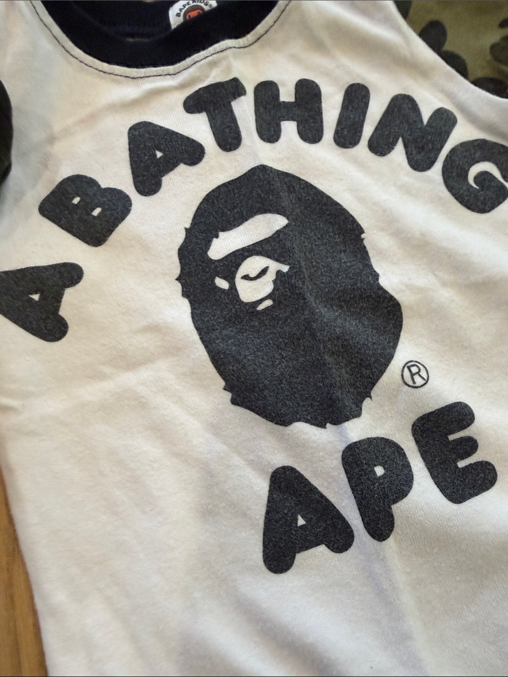 A Bathing Ape baby Camo Hat & Bodysuit Set - Green Camo - Picture 5 of 5